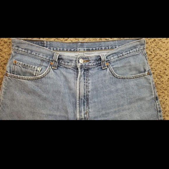 Levi's High Waist Denim Shorts Relaxed Fit W36 - Picture 3 of 9